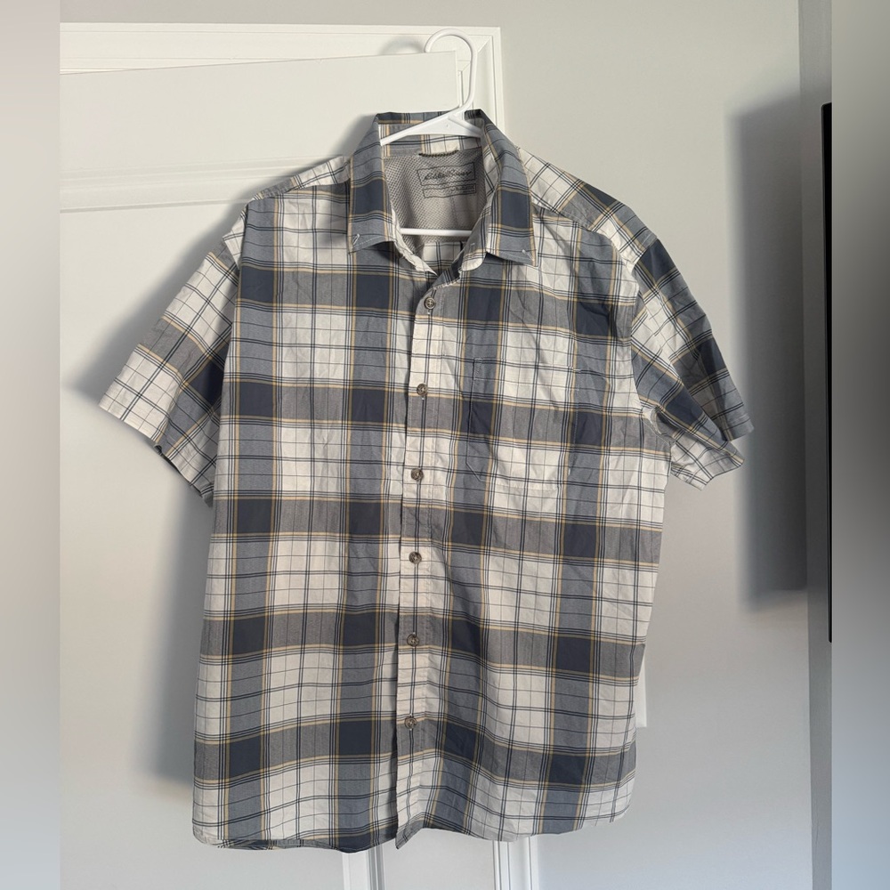 Eddie Bauer short sleeve button front shirt